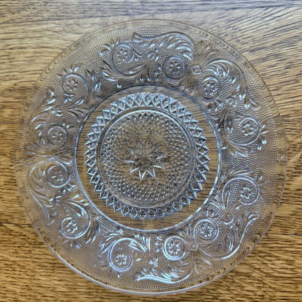 Vintage Duncan & Miller “early American Sandwich Pattern” Luncheon Plate 8” Set